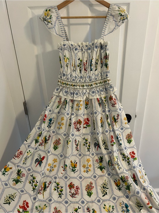 FARM Rio Dresses & Skirts - NWT Farm Rio Floral Print White Sundress SIZE 4